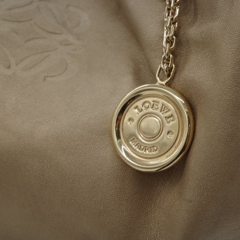 Loewe 羅威 Nappa Aire 金色 羊皮革 手提包 吊飾金色 柔軟小羊皮 空氣包-15