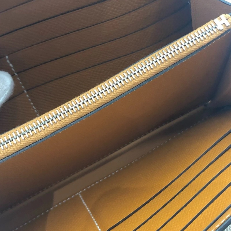 Hermes愛馬仕康康 constance 錢包金棕色銀扣e皮，加一個肩帶秒變to go ，A刻，尺寸20.5cm x 13cm x 2cm-7