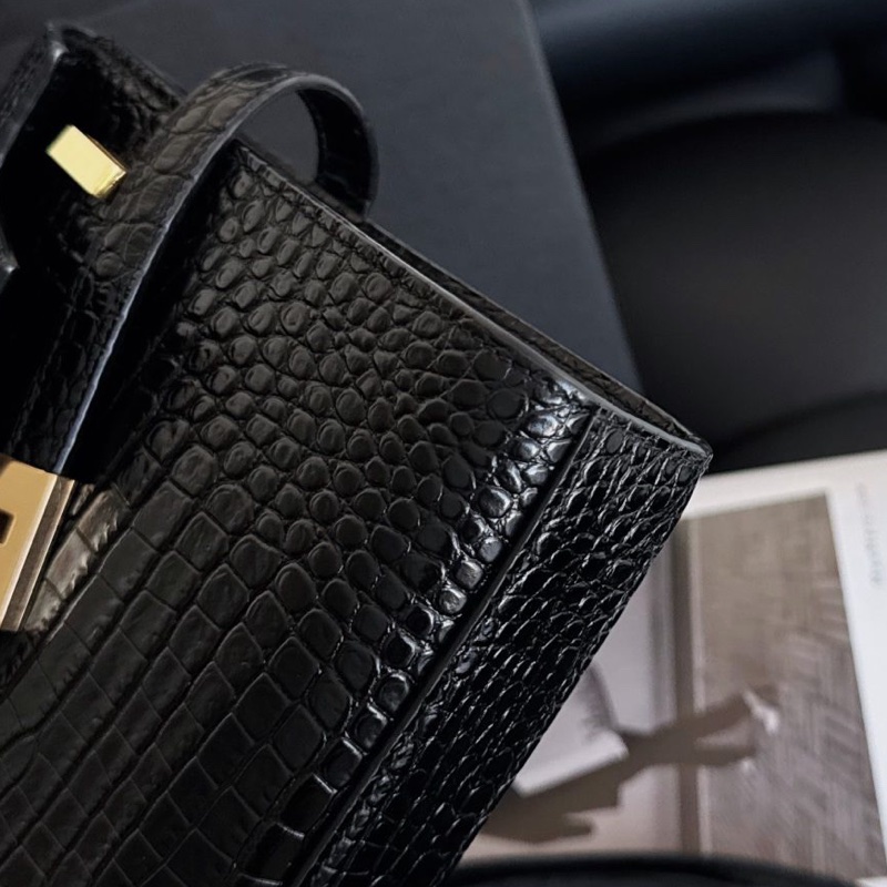 【全新品】YSL聖羅蘭 黑金 鰐魚紋曼哈頓 稀有小號斜挎包-10