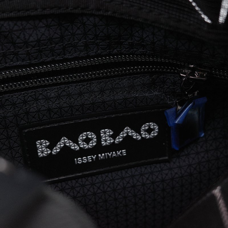 【CP 精選🌟小編推薦】Issey Miyake 三宅一生 Bao Bao Lucent Boxy 粉紅 古銅金色 樹脂 托特包-7