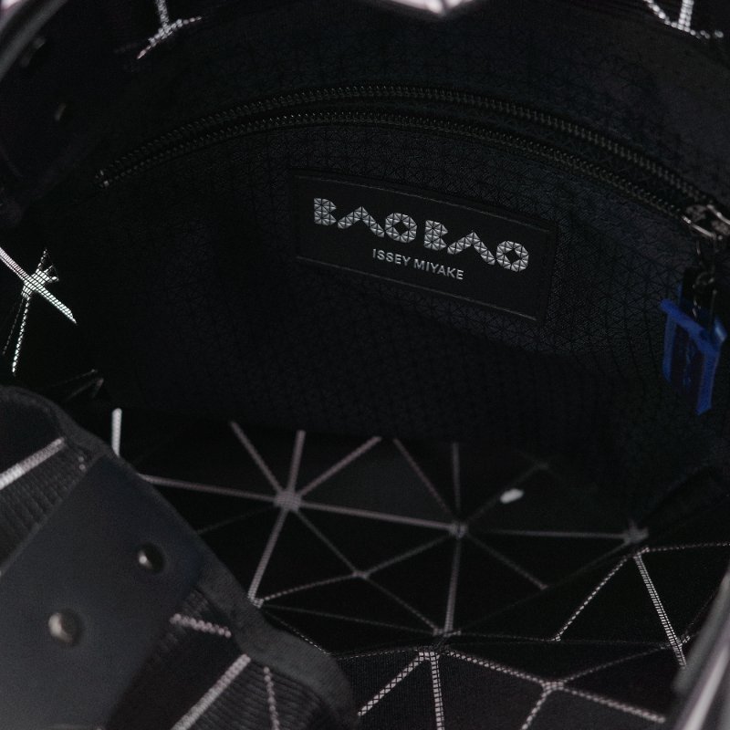 【CP 精選🌟小編推薦】Issey Miyake 三宅一生 Bao Bao Lucent Boxy 粉紅 古銅金色 樹脂 托特包-9