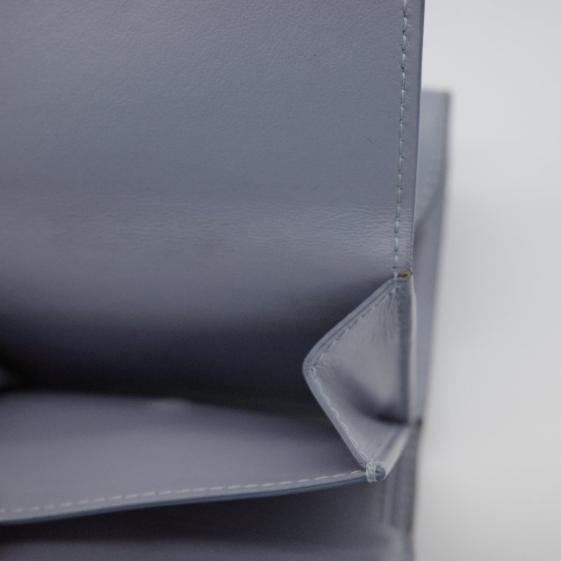 Celine 思琳 Triomphe 經典凱旋門 紫羅藍色 亮面光滑 小牛皮 翻蓋 三折短夾-11