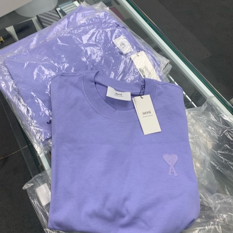 ami紫色💜短tee size s m  L XL   全新