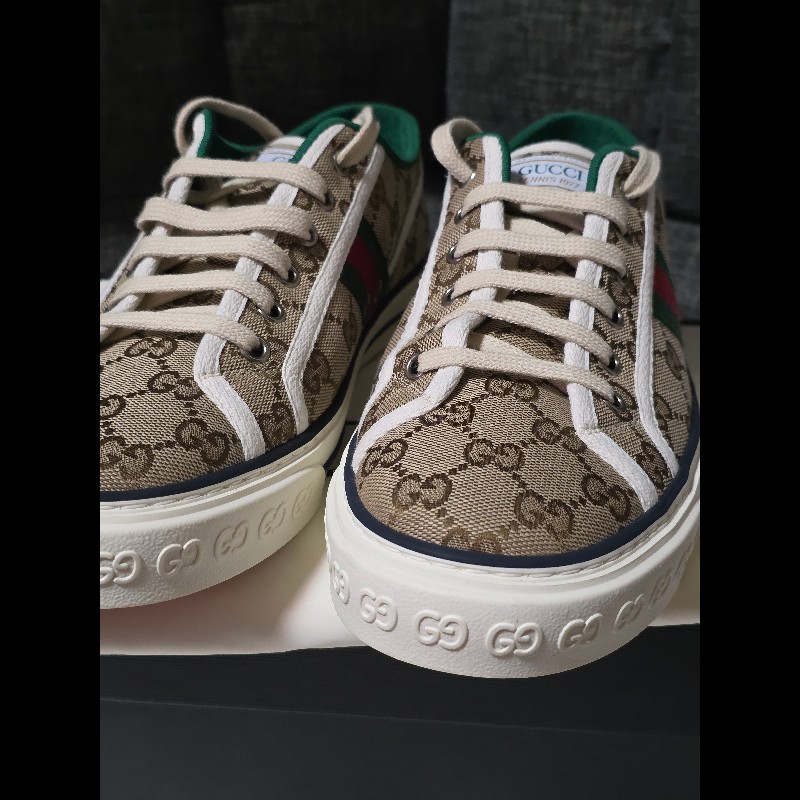 [全新]Gucci 經典老花休閒鞋 8+-2