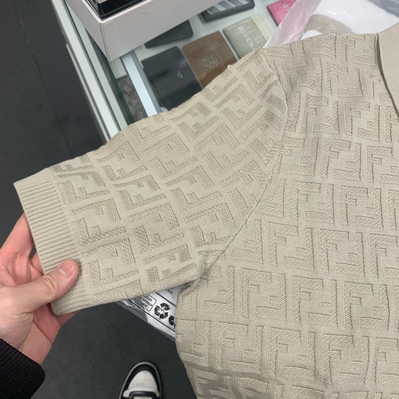 fendi polo 短袖 米色  size 50 52    全新-3