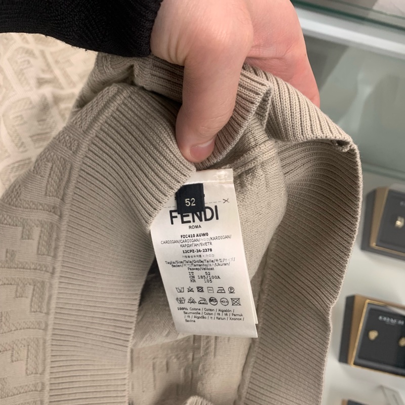 fendi polo 短袖 米色  size 50 52    全新-4