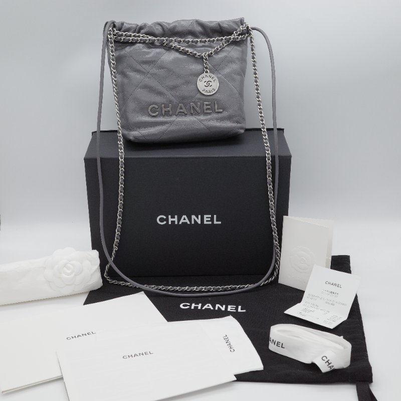 Chanel 香奈兒 22Bag Mini Hobo 水泥灰色 絎縫小牛皮 銀扣 肩背包-0