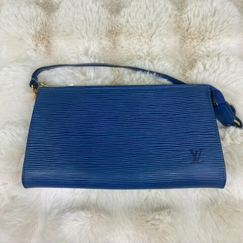 LV Epi Pochette Accessoires藍色水波紋手提包