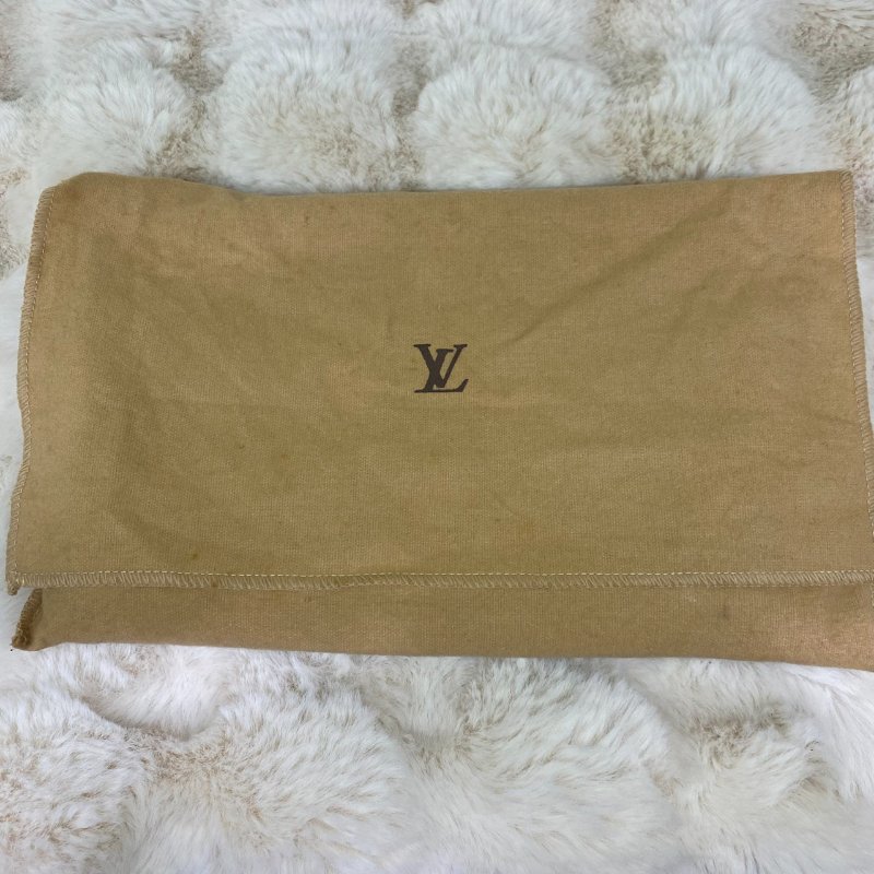 LV Epi Pochette Accessoires藍色水波紋手提包-13