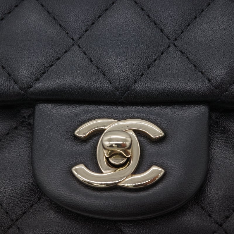 Chanel 香奈兒 CF Mini Square 迷你方胖子 黑色 小羊皮 淺金扣 翻蓋包 斜背包 肩背包-17