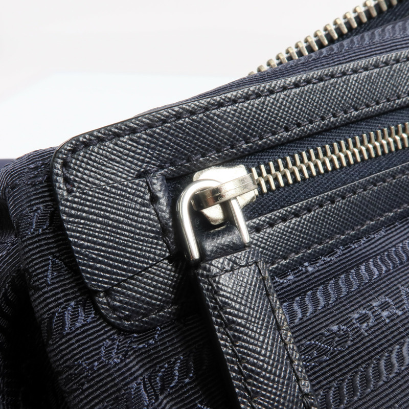 PRADA 尼龍Sholder Bag銀扣肩背袋-13