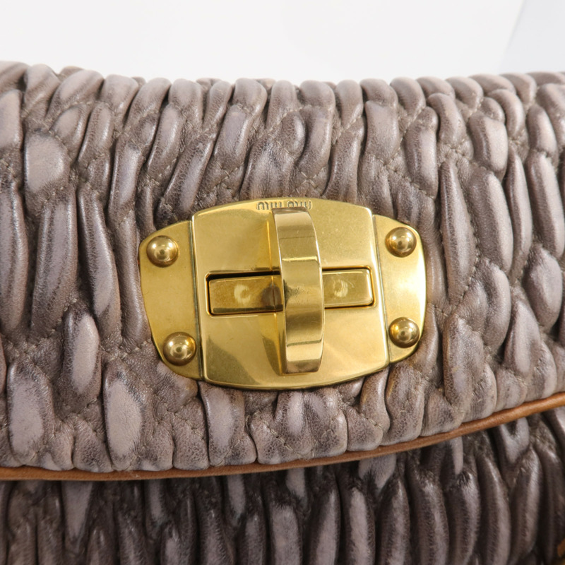 Miu Miu 羊皮皮革Sholder Bag 金扣肩背袋-8