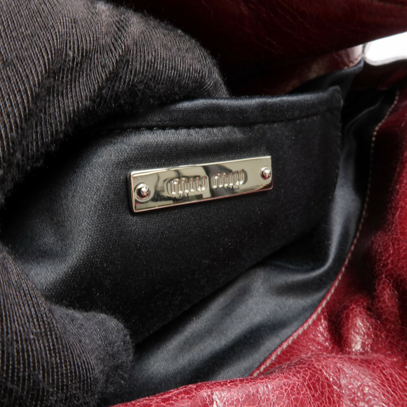 Miu Miu 牛皮皮革Clutch Bag銀扣手拿包-5