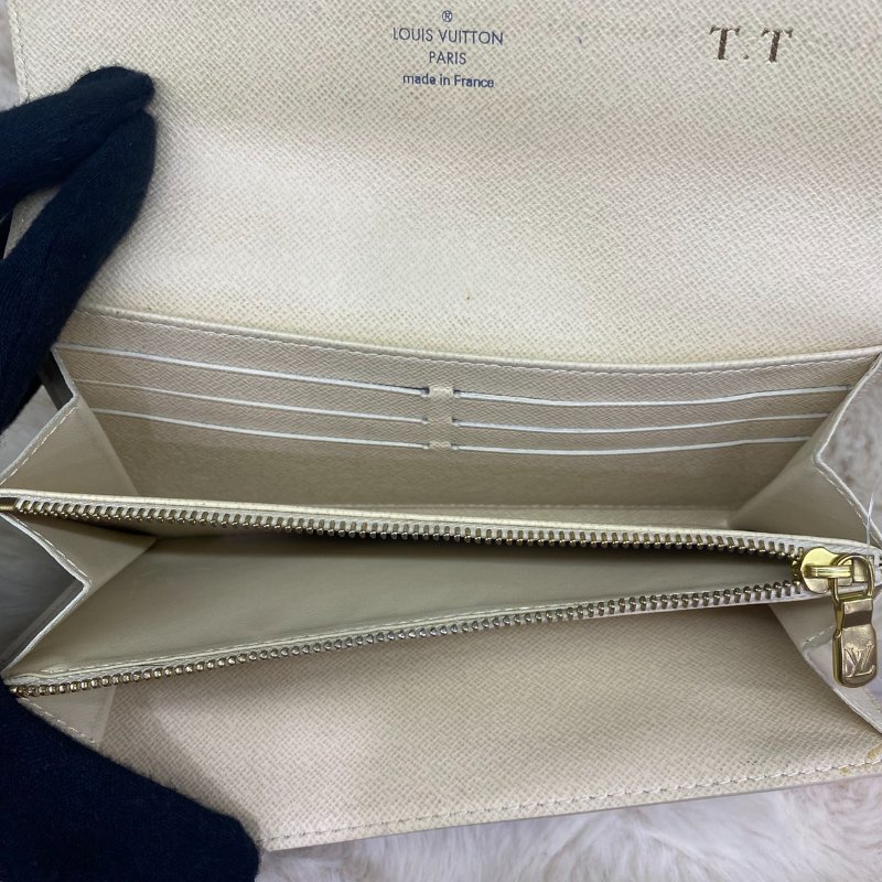 LV Damier Azur棋盤格白色長夾-5