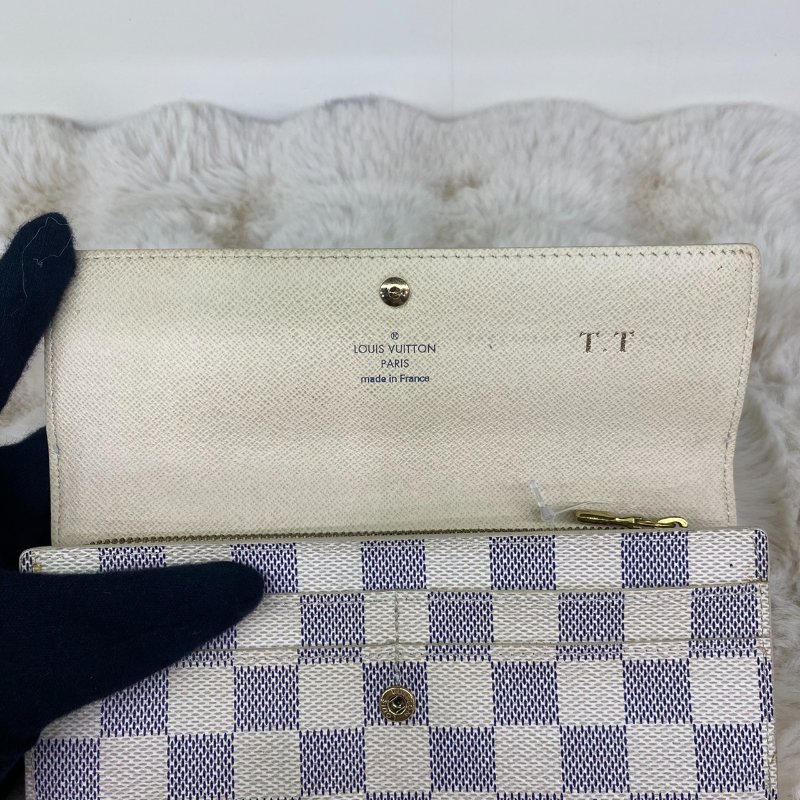 LV Damier Azur棋盤格白色長夾-12