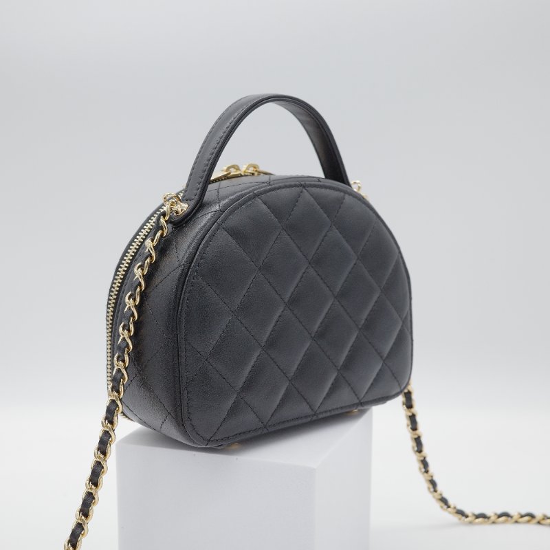 Chanel 香奈兒 23C 黑色 菱格紋羊皮 金色五金 手提包 鍊帶包 小廢包-3