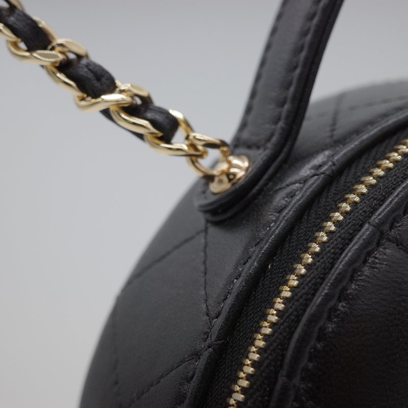 Chanel 香奈兒 23C 黑色 菱格紋羊皮 金色五金 手提包 鍊帶包 小廢包-10