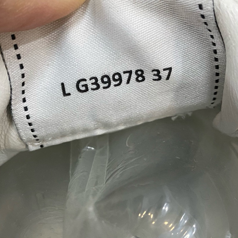 97新 Chanel 黑白熊貓板鞋 37 碼-6