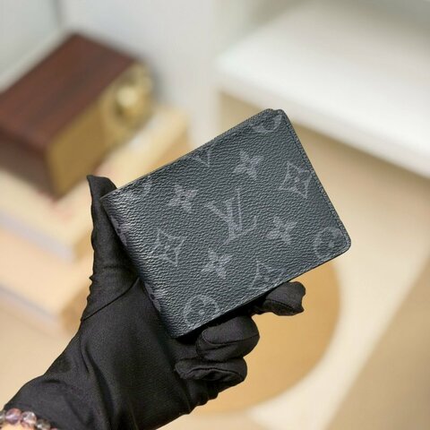 🏷LV 路易威登．Multiple 黑老花短夾 M61695