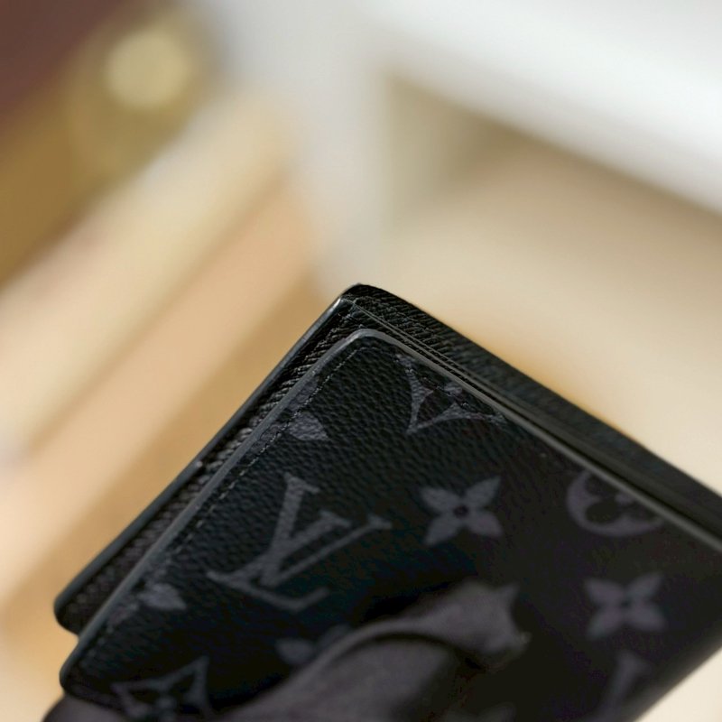 🏷LV 路易威登．Multiple 黑老花短夾 M61695-8