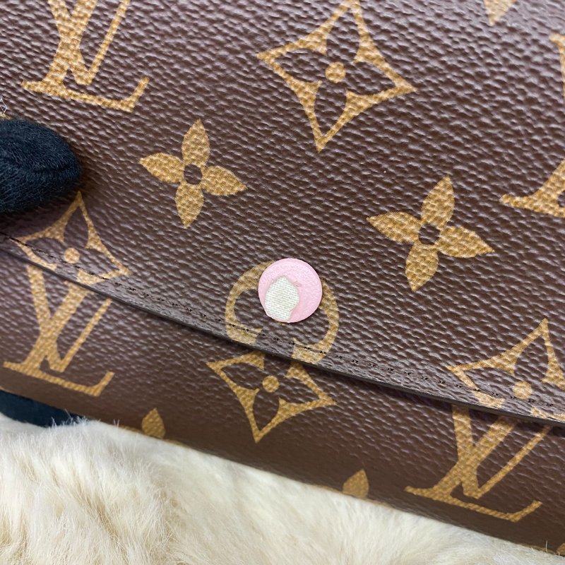 LV Emilie系列經典Monogram釦式長夾粉色-16