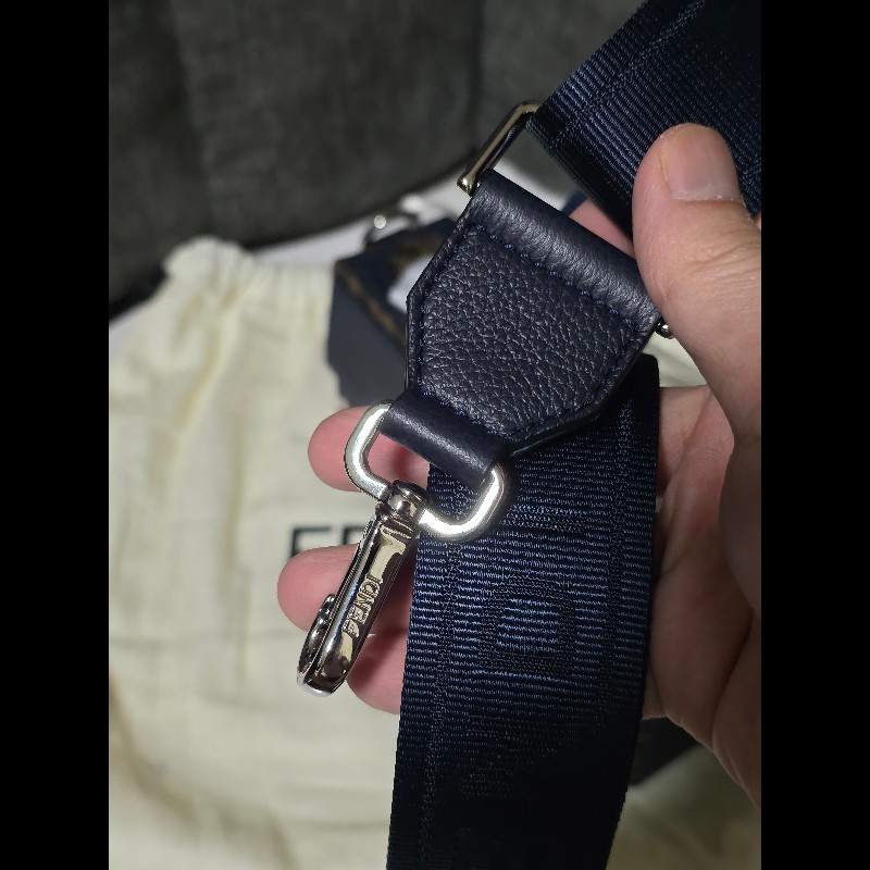 [全新]Fendi soft trunk 深藍色老花-9