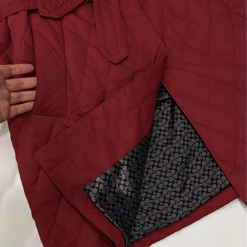 美國蔻馳 COACH勃艮第紅菱格紋縫衍綁帶-5