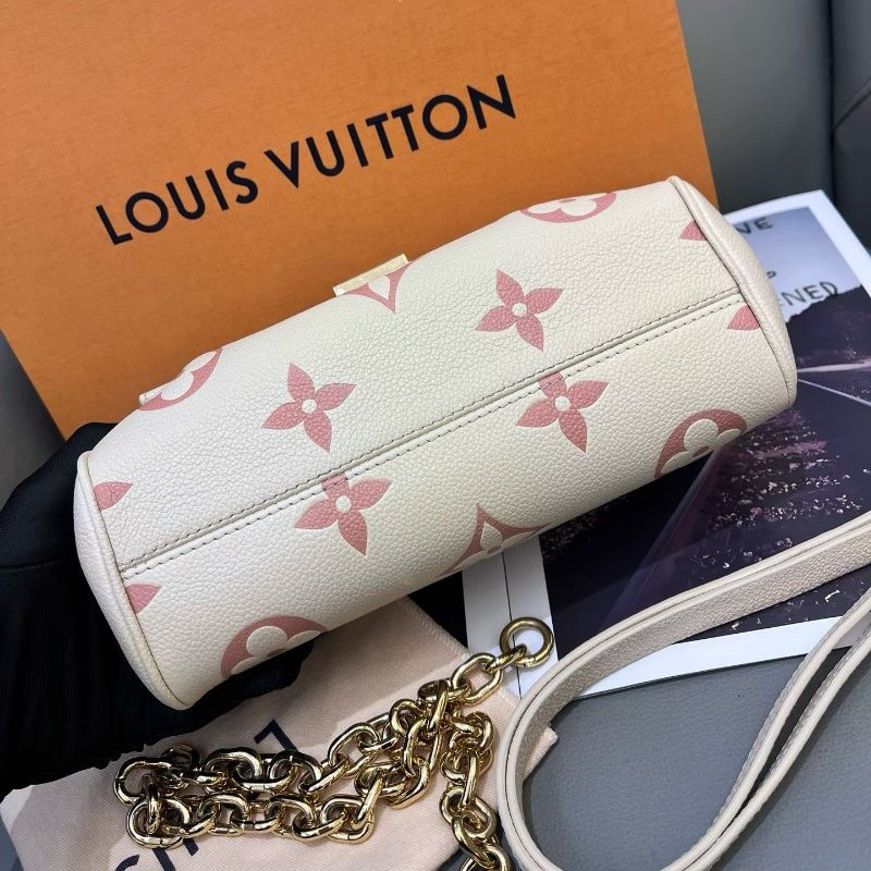 芯片款 LV路易威登草莓牛奶全皮favorite摯愛雲朵包-4
