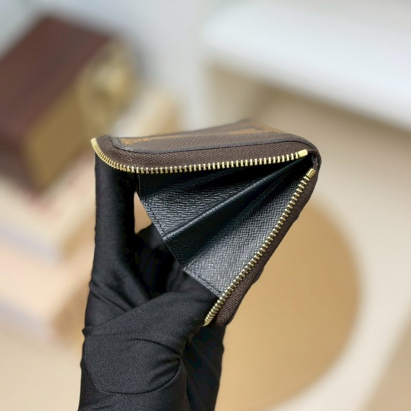 🏷LV 路易威登．拉鍊零錢包 M69354-18