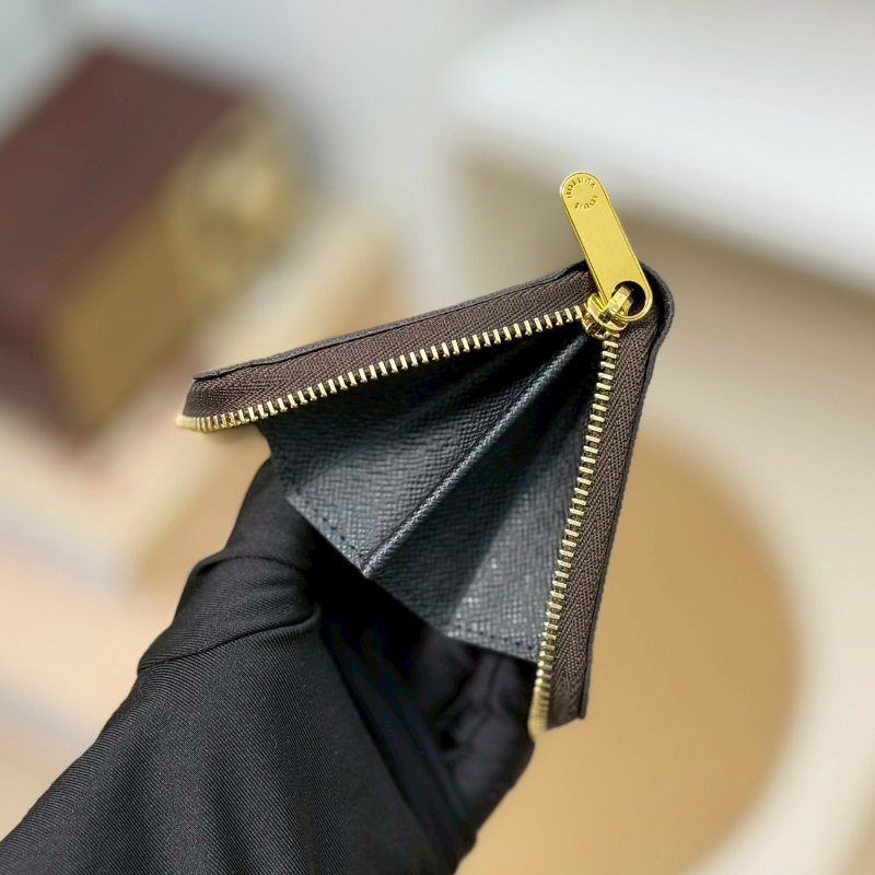 🏷LV 路易威登．拉鍊零錢包 M69354-19