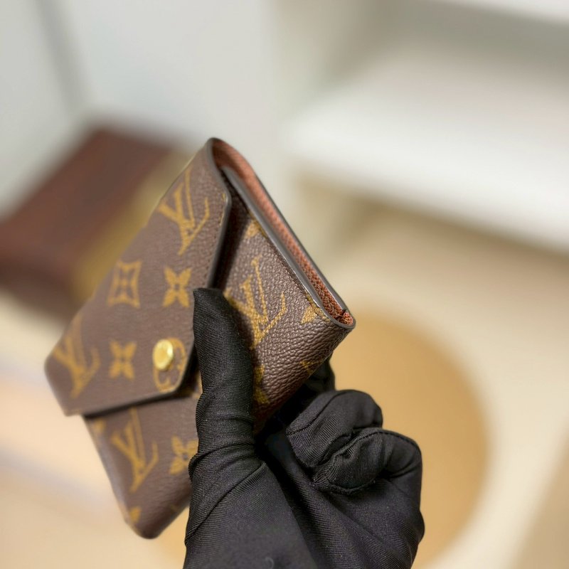 🏷LV 路易威登．Victorine 豆豆三折短夾 M62472/客人寄賣-5