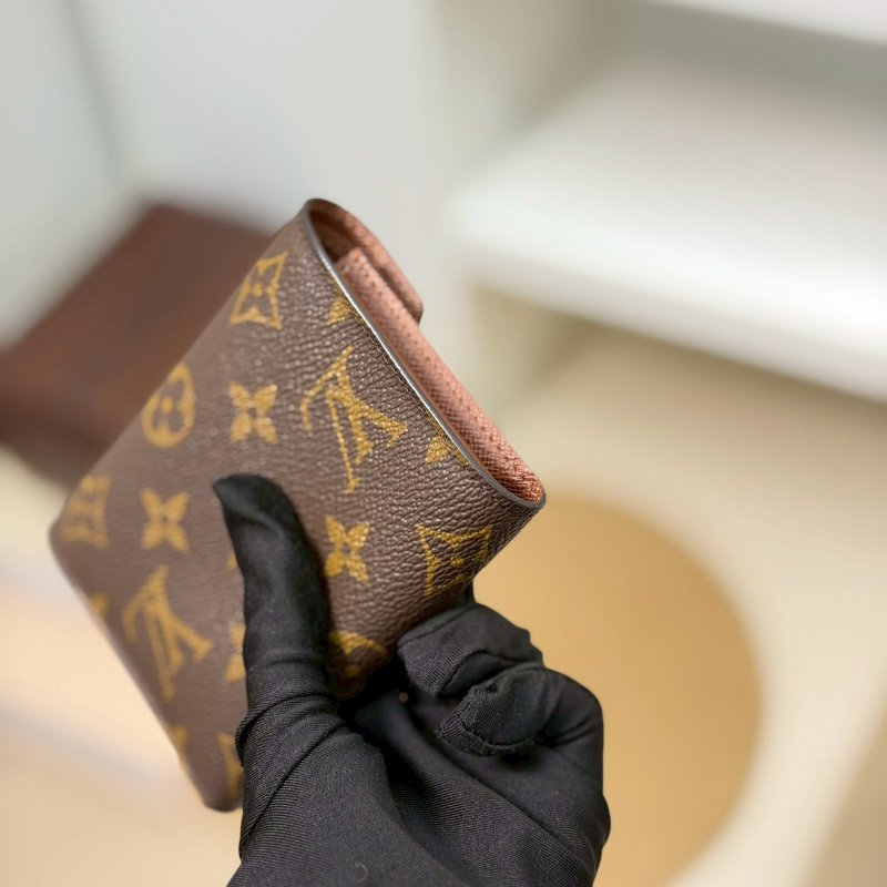 🏷LV 路易威登．Victorine 豆豆三折短夾 M62472/客人寄賣-7