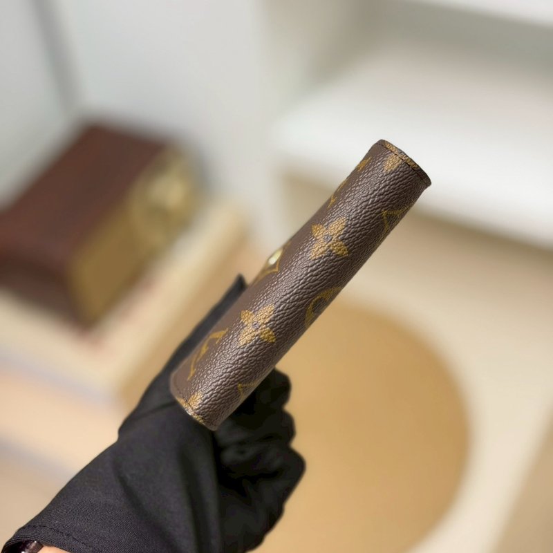 🏷LV 路易威登．Victorine 豆豆三折短夾 M62472/客人寄賣-13