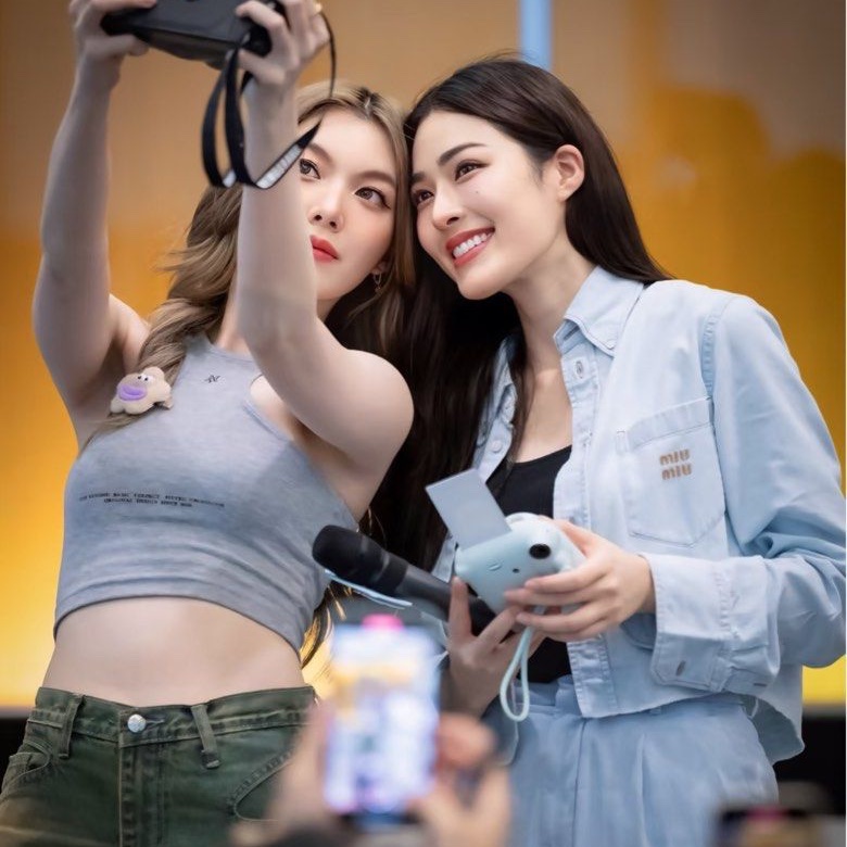 ❤️ MIU MIU 時尚百搭牛仔外套-3