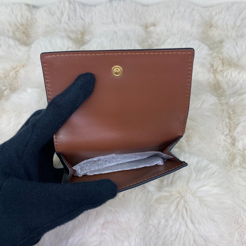 全新閒置品 BURBERRY 經典格紋牛皮內裡三折短夾-6