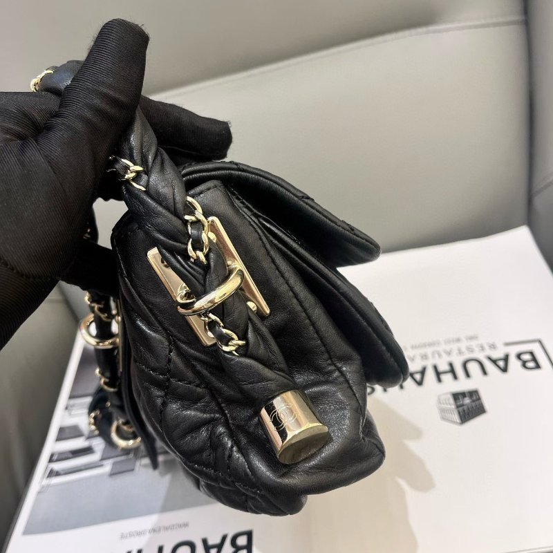 香奈兒Chanel黑金CF麻花鏈條單肩包-3