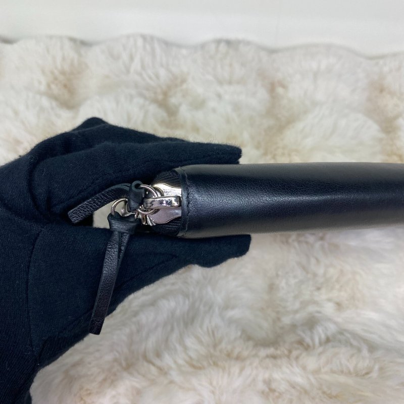 BALENCIAGA ㄇ字拉鍊長夾(黑)-4