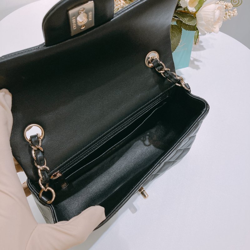 TW4687 Chanel 香奈兒小號經典翻蓋式鍊帶包包Classic Flap 20cm Lambskin-13