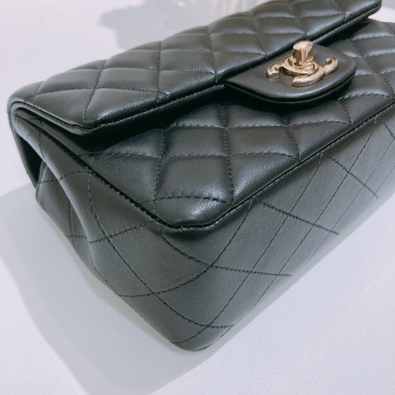 TW4687 Chanel 香奈兒小號經典翻蓋式鍊帶包包Classic Flap 20cm Lambskin-25