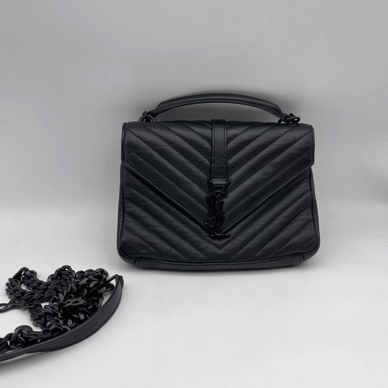 YSL聖羅蘭黑銀V紋郵差包,9新,黑銀牛皮材質,尺寸24*17*6.5cm-1