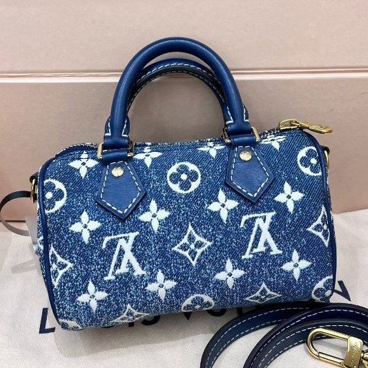 LV路易威登丹寧牛仔speedy nano枕頭包-1