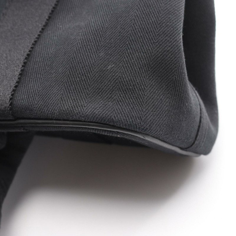 愛馬仕 Hermès Valparaiso PM 女士皮革手提包，飾以人字紋帆布圖案，黑色-5