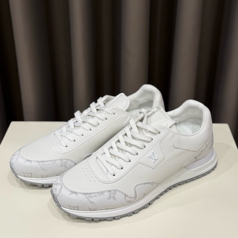 （全新美鞋）louisvuitton 路易威登run away LV運動鞋