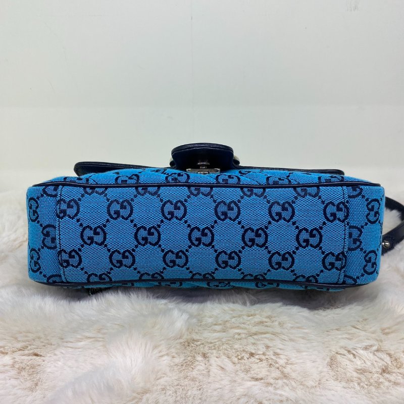 Gucci GG Marmont Matelassé 滿版銀扣側背包-11