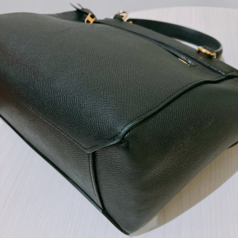 TK1920	Celine 賽琳鯰魚包 黑金  手提斜孭包 Black xGHW Micro Belt Bag-6