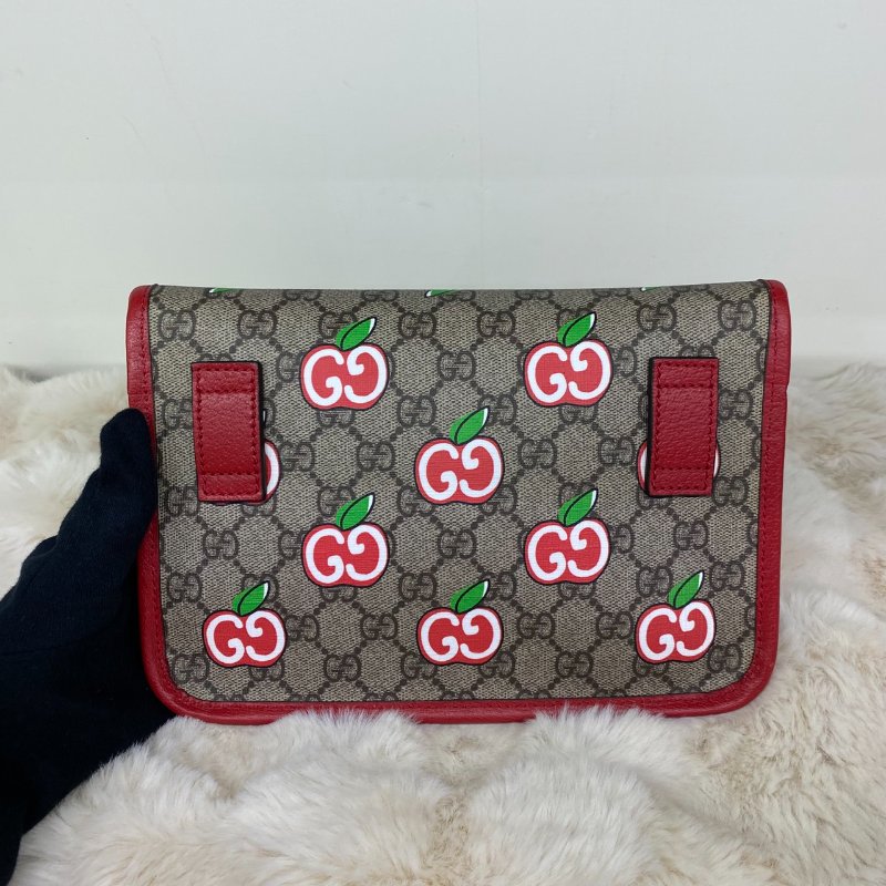 Gucci GG Supreme Apple經典老花滿版蘋果胸腰包-8