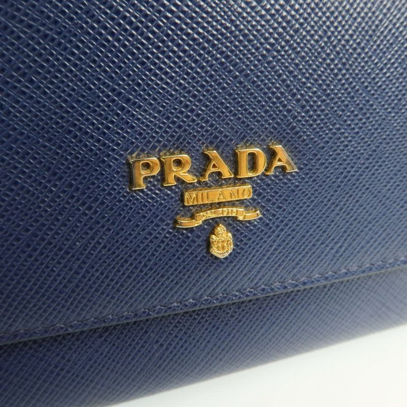 PRADA 牛皮皮革Card Case金扣卡片套-8