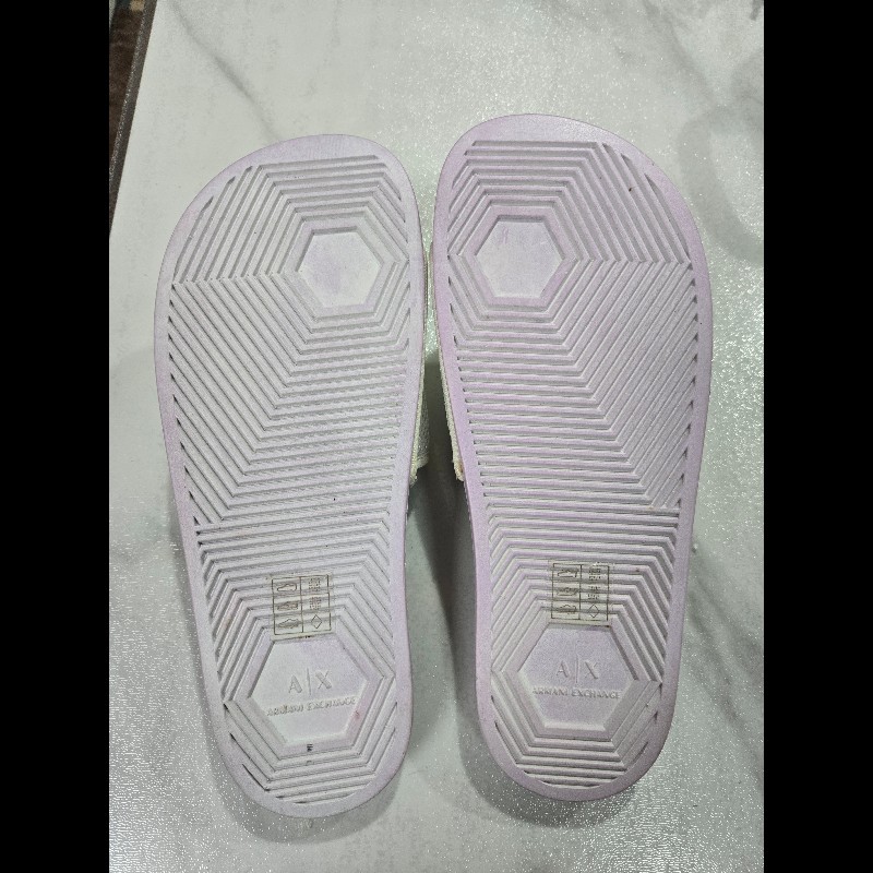 ARMANI 白色潮拖-11