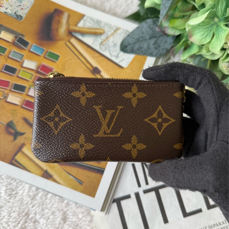 Monogram 塗層帆布拉鍊鑰匙包/零錢包 M62650-1