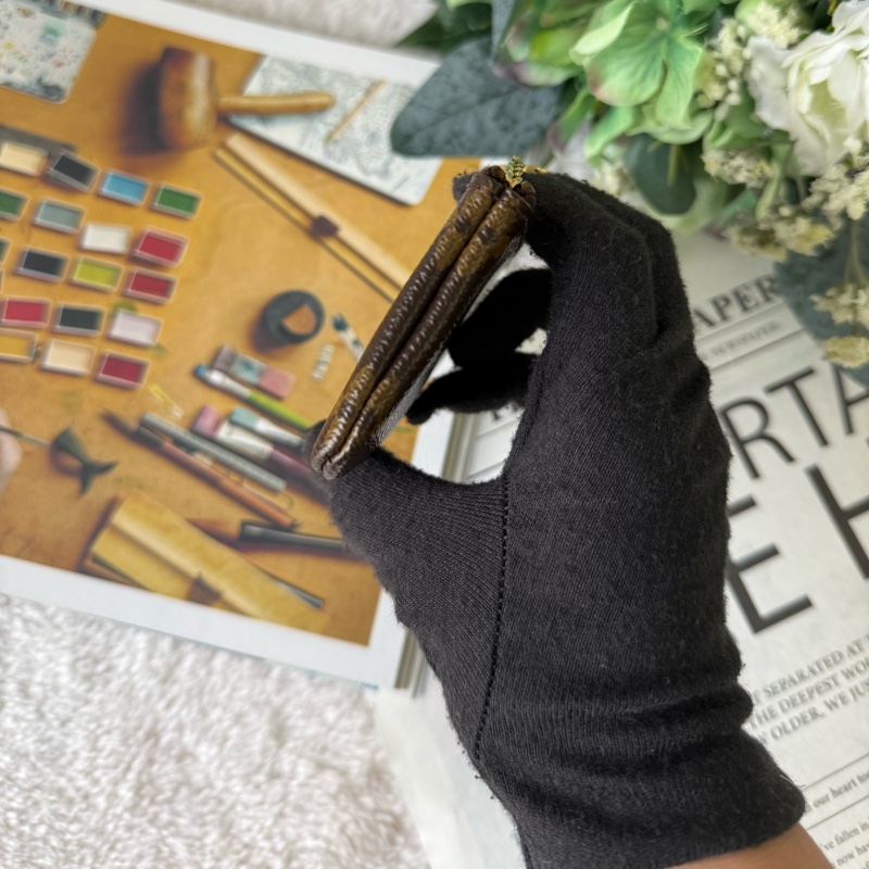 Monogram 塗層帆布拉鍊鑰匙包/零錢包 M62650-4